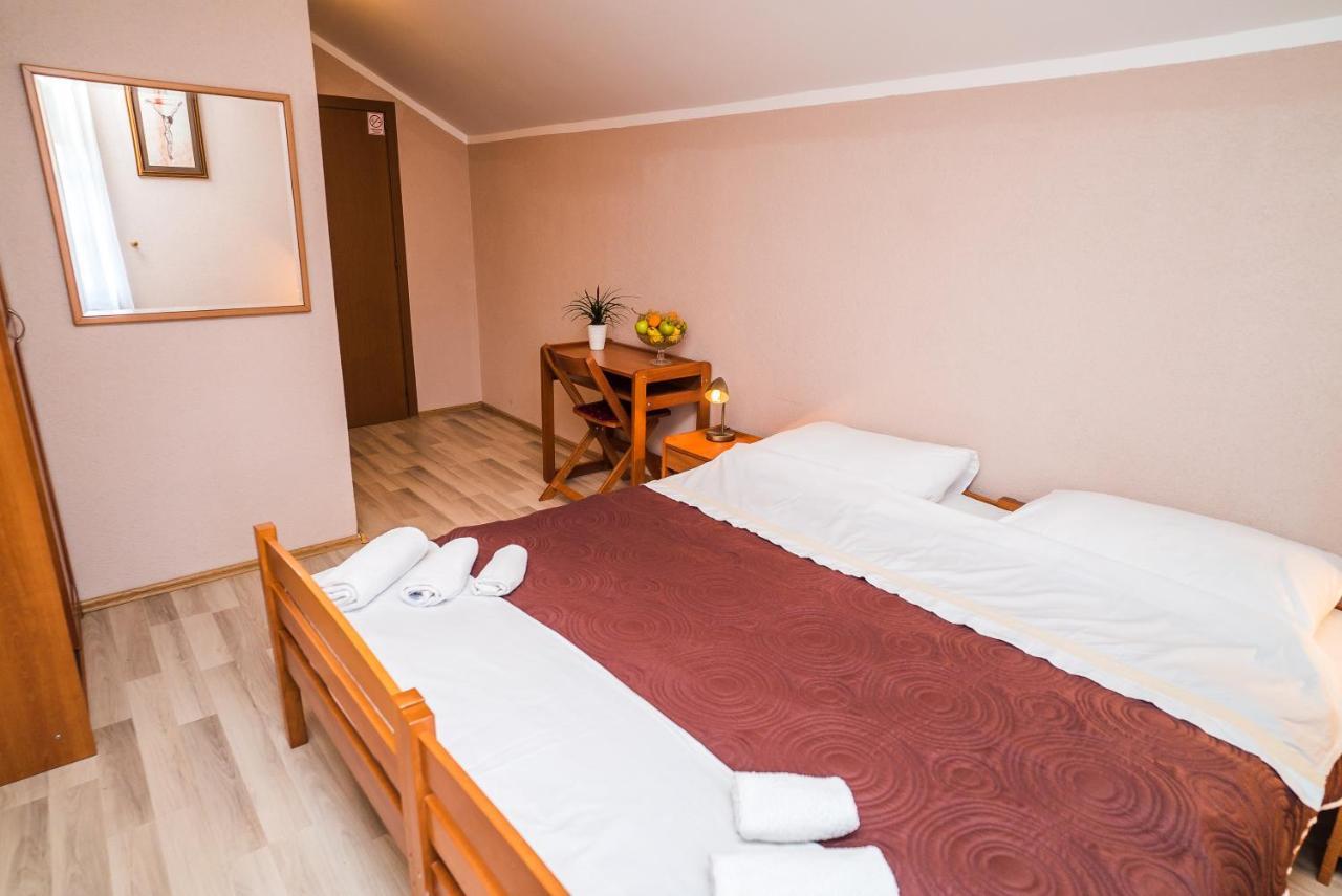 Hotel Vincentinum Novigrad Na Dobri Duga Resa Exterior photo